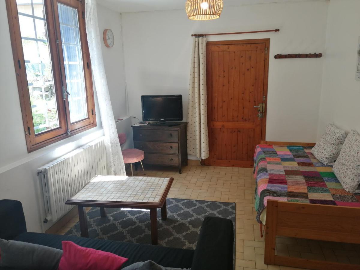 Les Rosiers Bed & Breakfast Bagneres-de-Luchon Luaran gambar